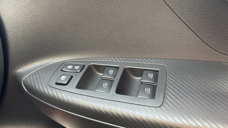 Mitsubishi Eclipse Cross 1.5 Black 5dr CVT 4WD Petrol Hatchback